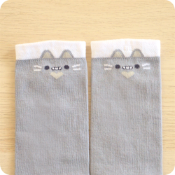 Chaussettes chat gris